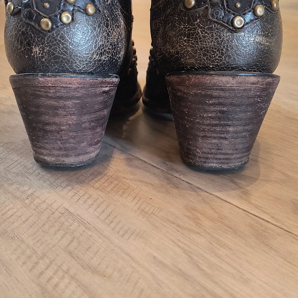 Corral Vintage Boots - Picture 11 of 14